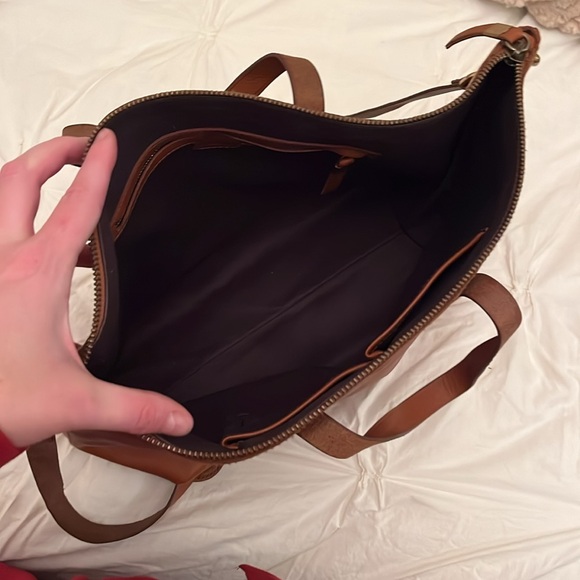 Madewell Transport Satchel in English saddle leather - Picture 10 of 15
